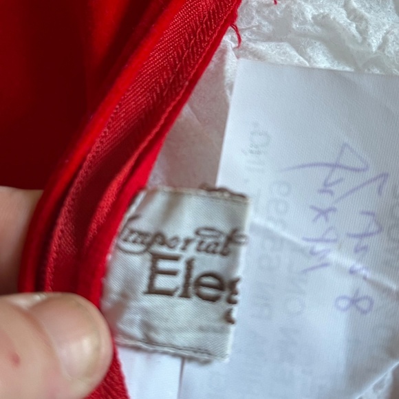 Christmas Angel Musical Instrument Pillow WOOL NEEDLEPOINT, RED velvet 14 x 14 - Picture 9 of 15